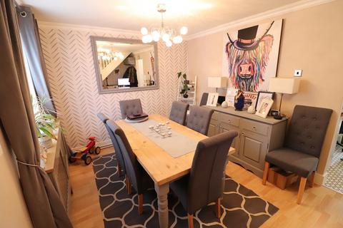 4 bedroom terraced house for sale, York Road, Stevenage, Hertfordshire, SG1