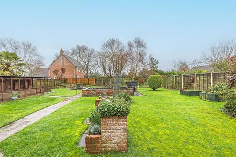 3 bedroom detached bungalow for sale, Chain Free Detached Three Double Bedroom Bungalow in Watton