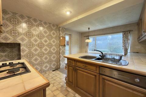 3 bedroom detached house for sale, Grange Avenue, Garforth, Leeds