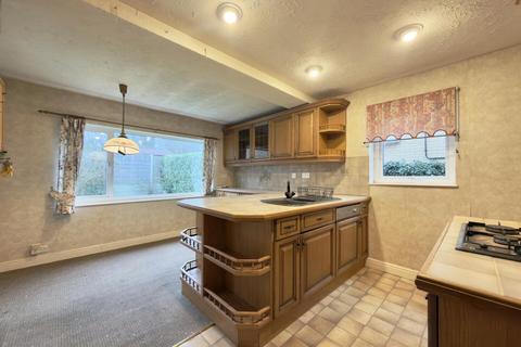 3 bedroom detached house for sale, Grange Avenue, Garforth, Leeds