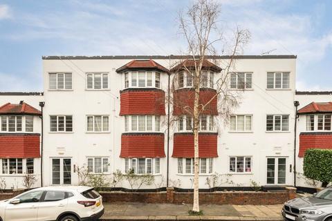 2 bedroom flat to rent, Crown Road, London N10