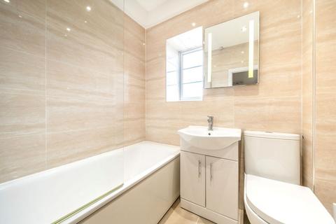 2 bedroom flat to rent, Crown Road, London N10
