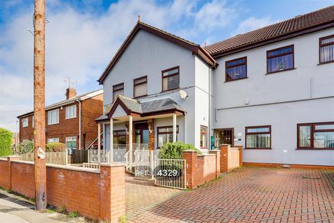 2 bedroom apartment to rent, Nottingham NG5