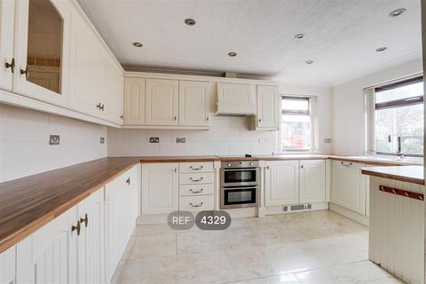 2 bedroom apartment to rent, Nottingham NG5