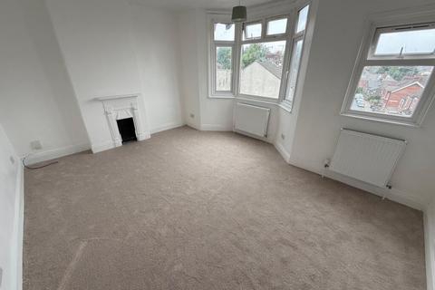 undefined, Russell Rise, Luton