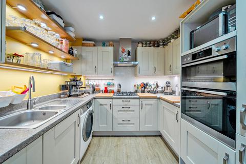 3 bedroom semi-detached house for sale, Aintree Way, Oxfordshire OX26