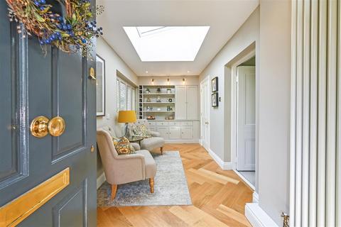 undefined, The Crescent, Romsey, Hampshire
