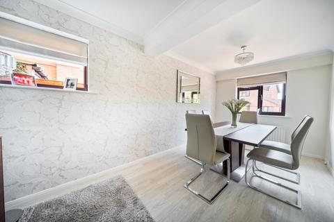 4 bedroom detached house for sale, Sovereign Way, Boyatt Wood, Hampshire, SO50