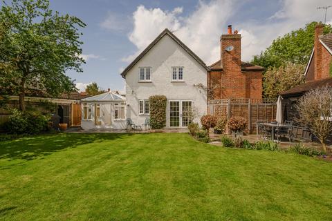 undefined, Station Road, Stoke D'abernon, KT11