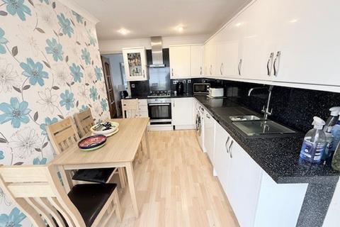 undefined, Balmoral Drive, Kirkcaldy, KY2