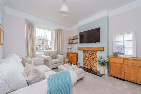 3 bedroom end of terrace house for sale, Monkmoor Road, Shrewsbury