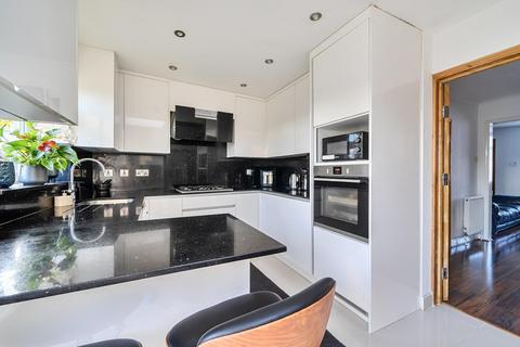 undefined, Balmoral Road, Watford WD24