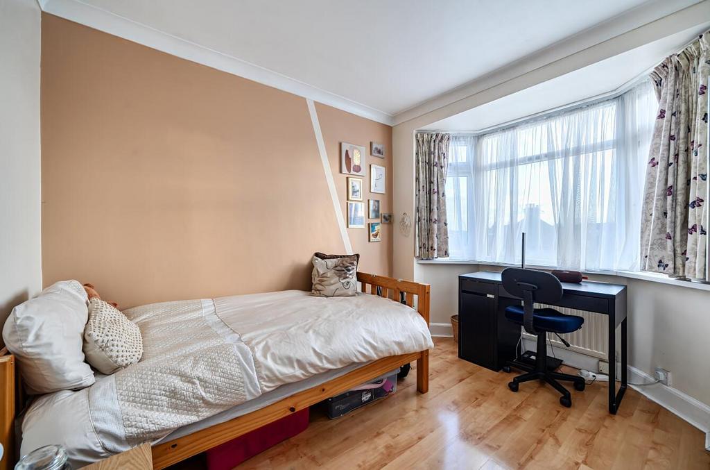 Davidson Frost-Wellings, DFW, Balmoral Road, Bedro