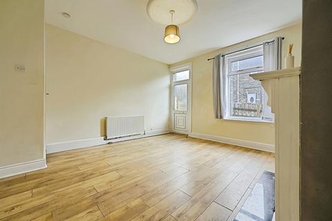 3 bedroom terraced house for sale, Oxford Street, Sowerby Bridge