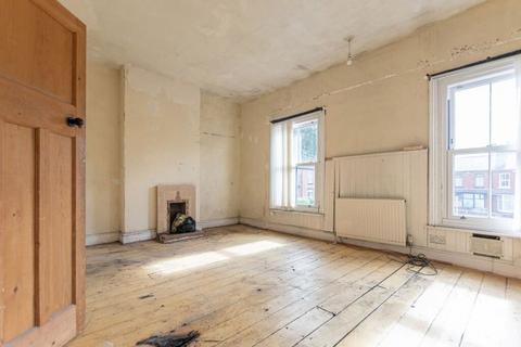 3 bedroom end of terrace house for sale, St. Helens Road, Leigh, Greater Manchester, WN7 4HW