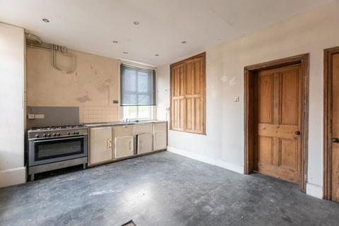 3 bedroom end of terrace house for sale, St. Helens Road, Leigh, Greater Manchester, WN7 4HW