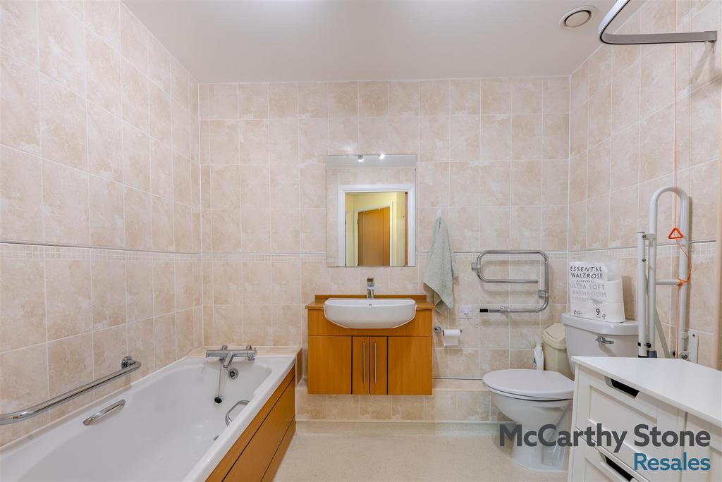 8680025-interior06.jpg