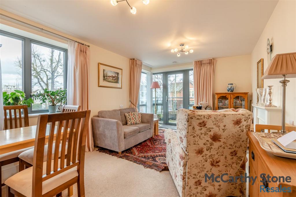 8680025-interior09.jpg