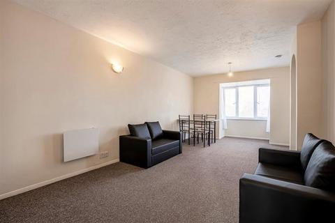 Garrison Close, London SE18