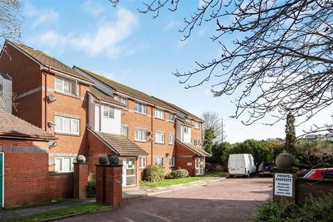 2 bedroom flat for sale, Garrison Close, London SE18