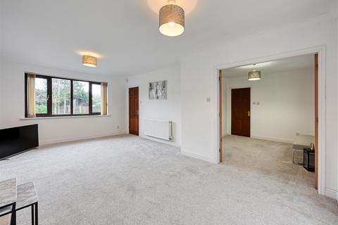 undefined, 15 Midhurst Grove, Tettenhall, Wolverhampton, WV6 8XN