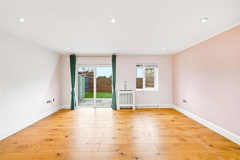 1 bedroom flat for sale, Waterside, Crayford, Kent