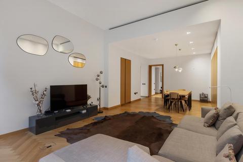 2 bedroom flat for sale, Kensington Road, London W8