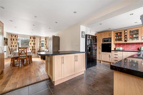 3 bedroom detached house for sale, Edendale Road, Melton Mowbray, Leicestershire