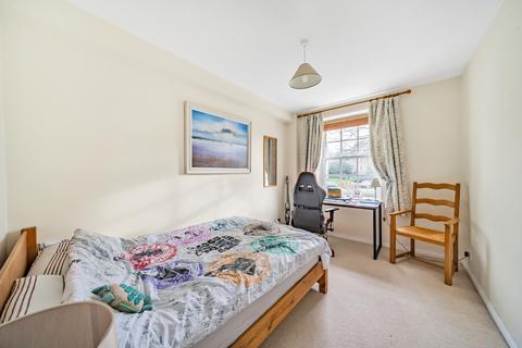 3 bedroom flat to rent, Hillcrest, Highgate, London, N6