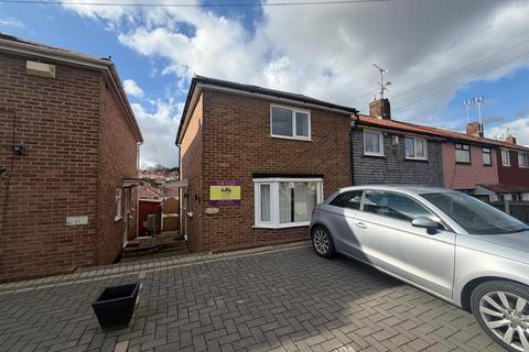 Carton Close, Rochester