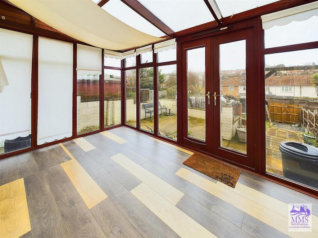 CAM02633 G0-PR0243-STILL007.jpg