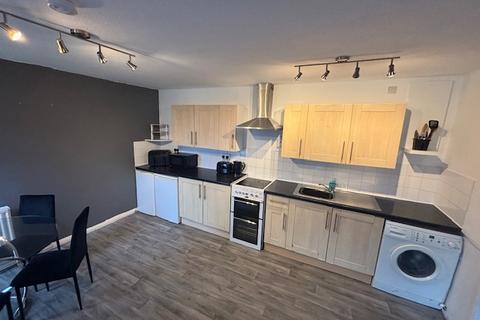 undefined, Ffordd Garnedd, Y Felinheli LL56