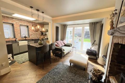 3 bedroom semi-detached house for sale, Grayson Road, Spennymoor