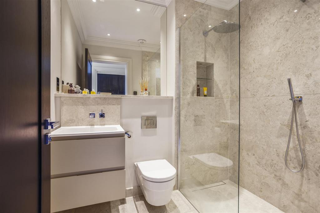 70898 Flat-8-Oxshott-Lodge 36.jpg