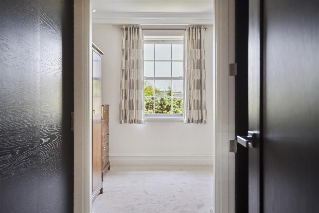 70898 Flat-8-Oxshott-Lodge 24.jpg