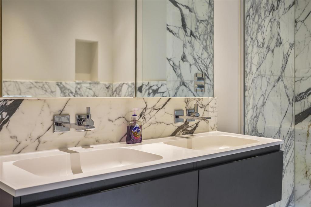 70898 Flat-8-Oxshott-Lodge 34.jpg