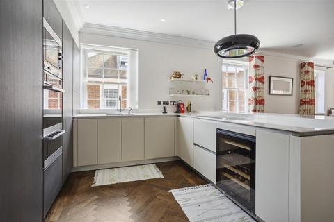 undefined, Flat 8 Oxshott Lodge, Leatherhead Road, Oxshott