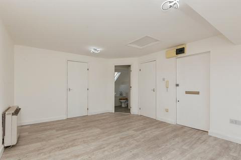 undefined, Old Fives Court, Burnham, Slough