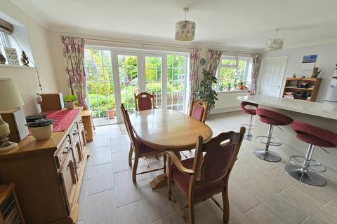 undefined, Effingham Drive, Cooden, Bexhill-on-Sea, TN39
