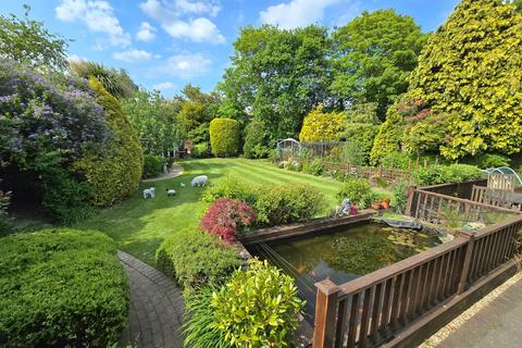 undefined, Effingham Drive, Cooden, Bexhill-on-Sea, TN39