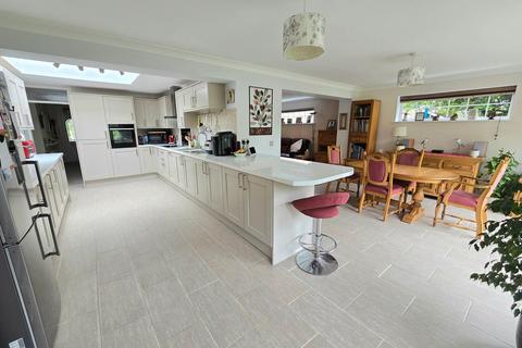 undefined, Effingham Drive, Cooden, Bexhill-on-Sea, TN39