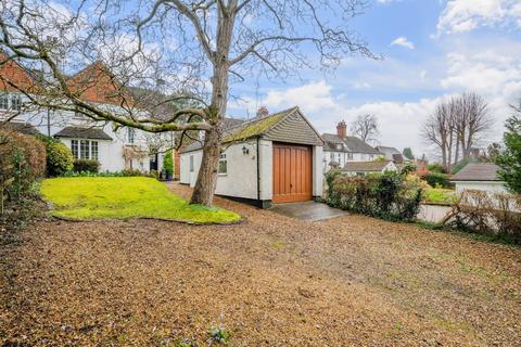 Kingswood Road, Tadworth KT20