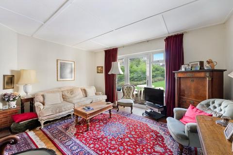 3 bedroom semi-detached house for sale, Kingswood Road, Tadworth KT20