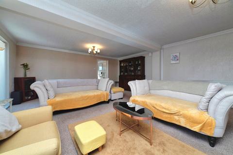 undefined, Park Avenue, Hull