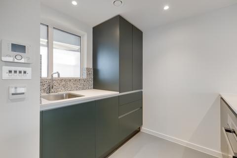 1 bedroom apartment to rent, Balfron Tower, Poplar, E14