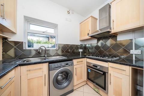 2 bedroom flat for sale, Seaford Road, London W13