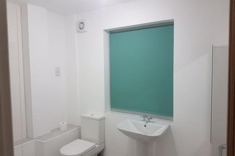 2 bedroom flat to rent, Craigmount, Radlett, WD7