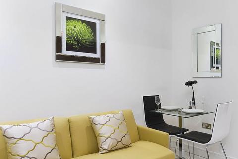 Studio to rent, Albany House, London WC1H