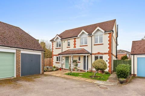 undefined, Ivy Close, Princes Risborough HP27