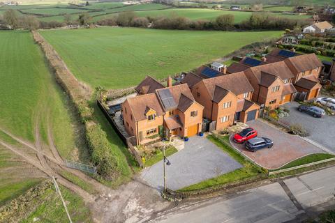 4 bedroom detached house for sale, Marston Hill, Aylesbury HP22
